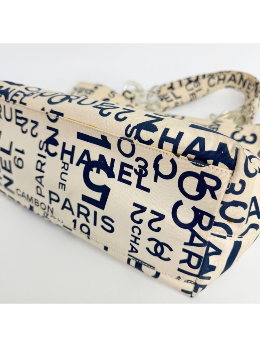 Chanel Logo Mania Typography Tote Canvas Ivory Vintage - Picture 10 of 16